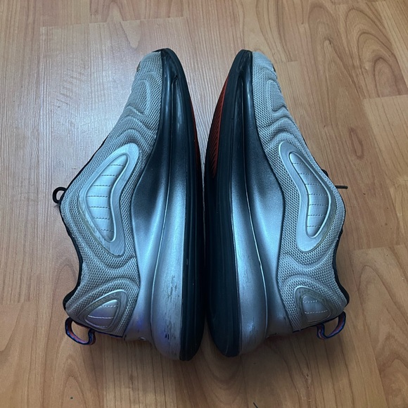 Nike Air max 720 space flight mens sneaker size 9 mens/11 womens - AO2924-019 - Picture 3 of 7